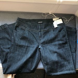 Maurice’s size 18 mid rise boot cut jeans